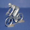 3D Die-cast cyclist vintage- Unpainted