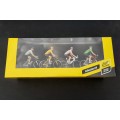 4 cyclistes maillots de leaders du Tour de France 2022 Ech 1/18 - Solido S1809906