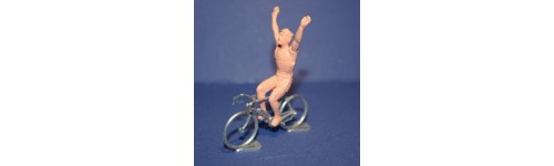 Cyclistes à peindre